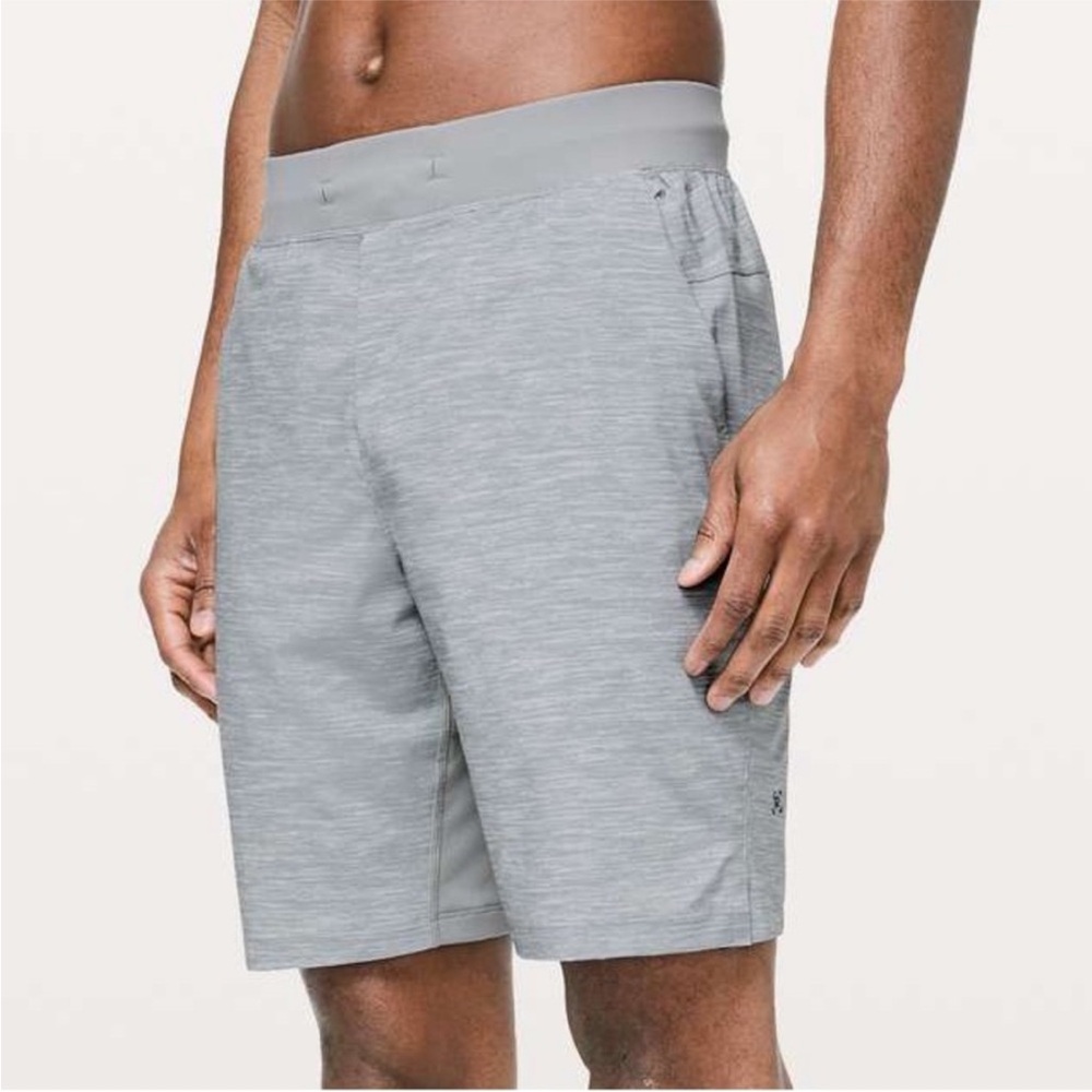 Lululemon Pace Breaker 9” Lined Shorts Heather Gray Size Small